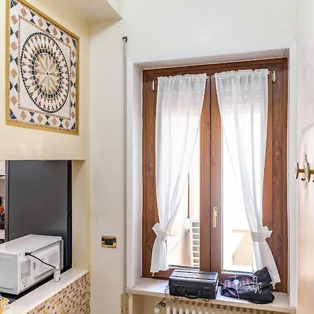 S. Felice 92, Vintage Flat