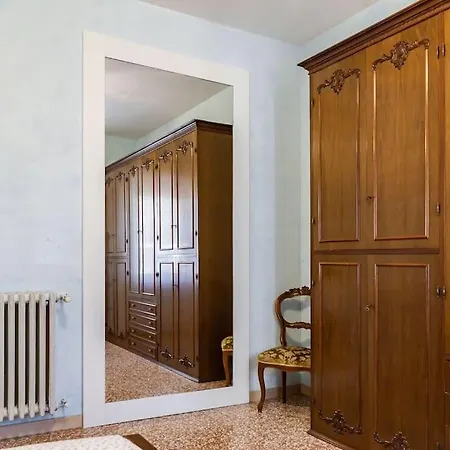 S. Felice 92, Vintage Flat Appartement