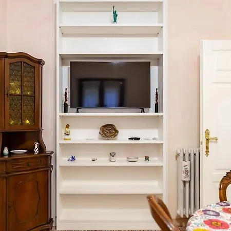 Appartement S. Felice 92, Vintage Flat *