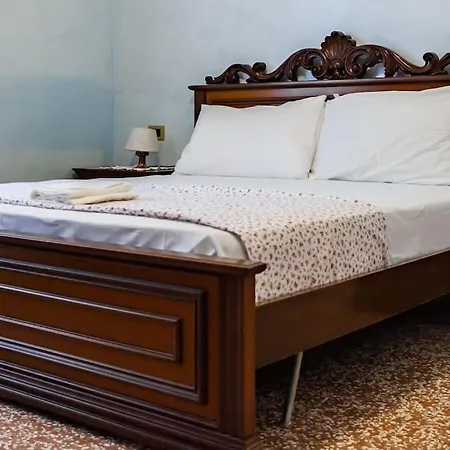 S. Felice 92, Vintage Flat Appartement