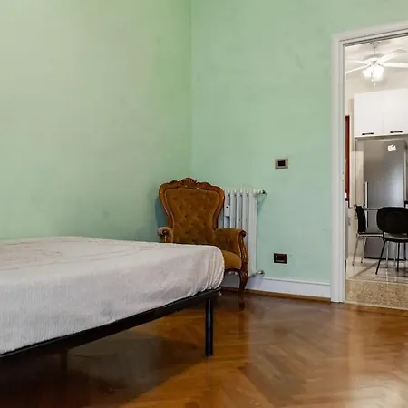 S. Felice 92, Vintage Flat * Bologna